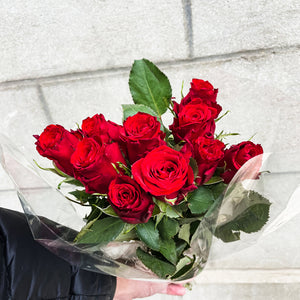 Brassée de roses rouges